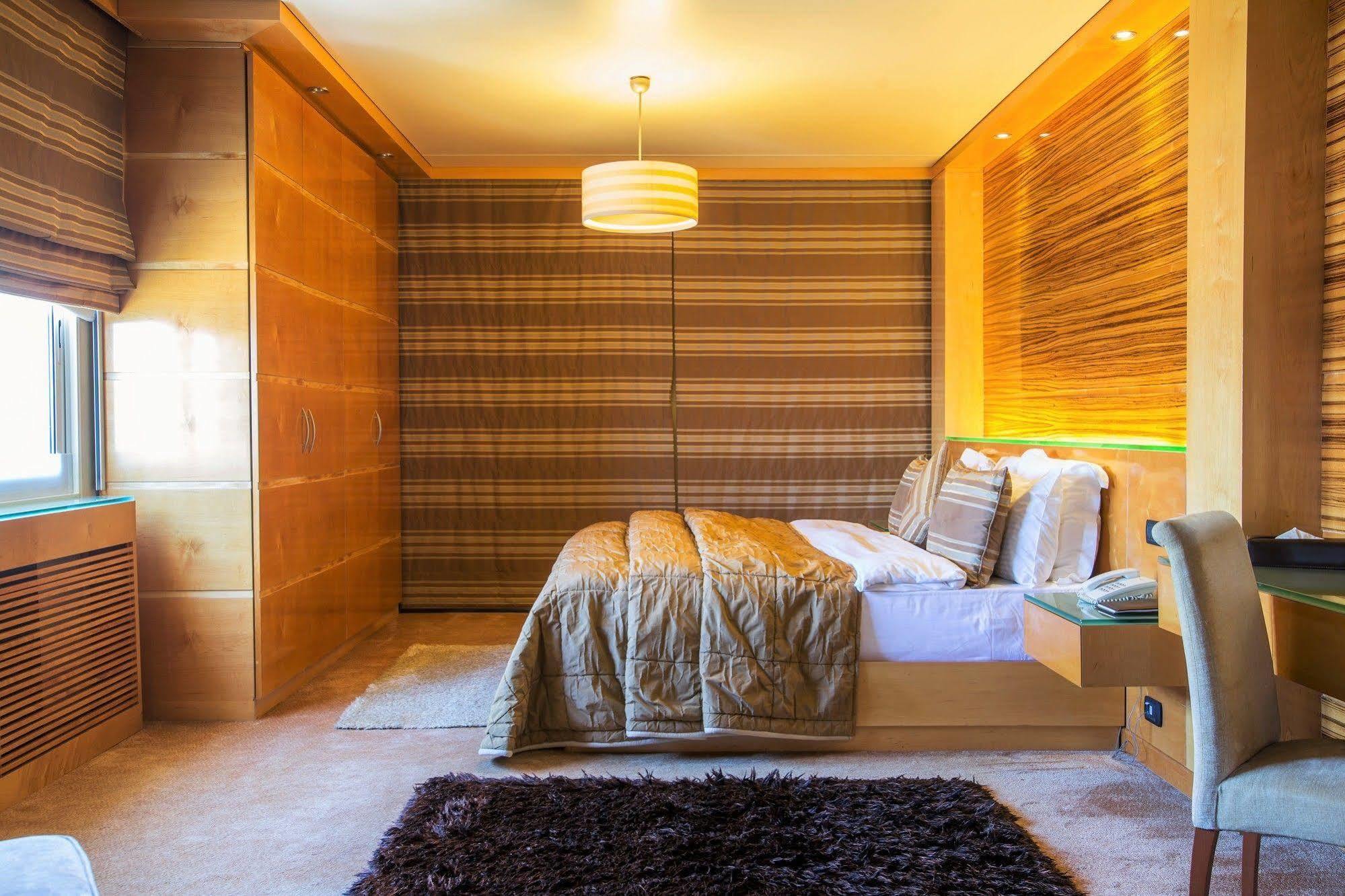 Lahoya Suites Beirut Ngoại thất bức ảnh