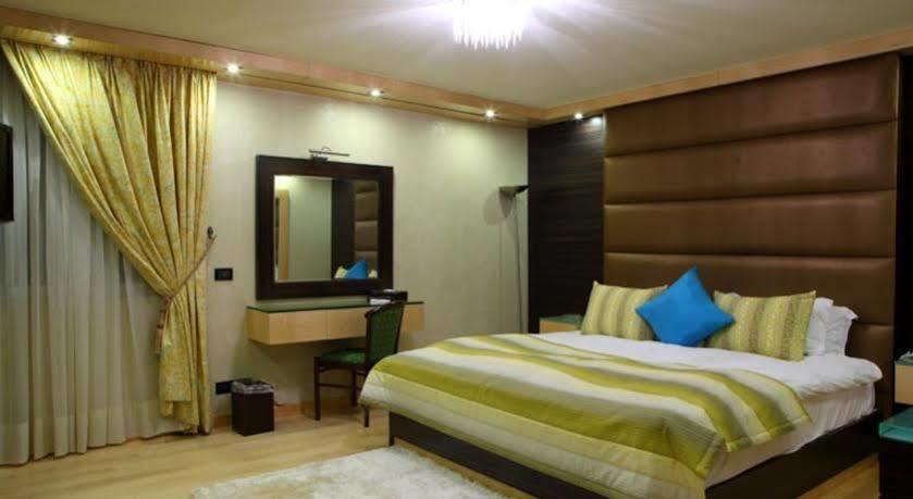Lahoya Suites Beirut Ngoại thất bức ảnh